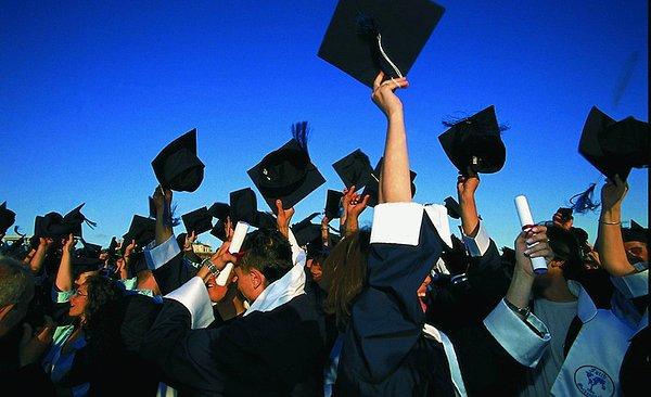 Üniversiteli işsizler 2015'te zirve yaptı