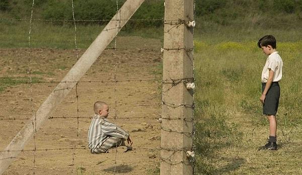 21. Çizgili Pijamalı Çocuk / The Boy in the Striped Pyjamas (2008)