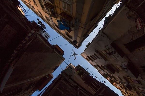 1. Тем временем в Неаполе ✈