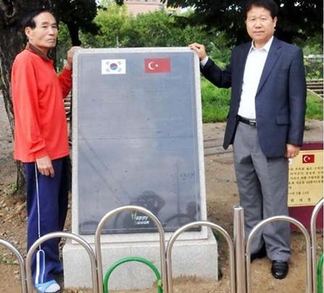 11. Ankara Okulu'nda yetişen çocuklar bugün 70'li yaşlarında ve her fırsatta Türklerin yaptığı fedakarlıkları anlatıyorlar.