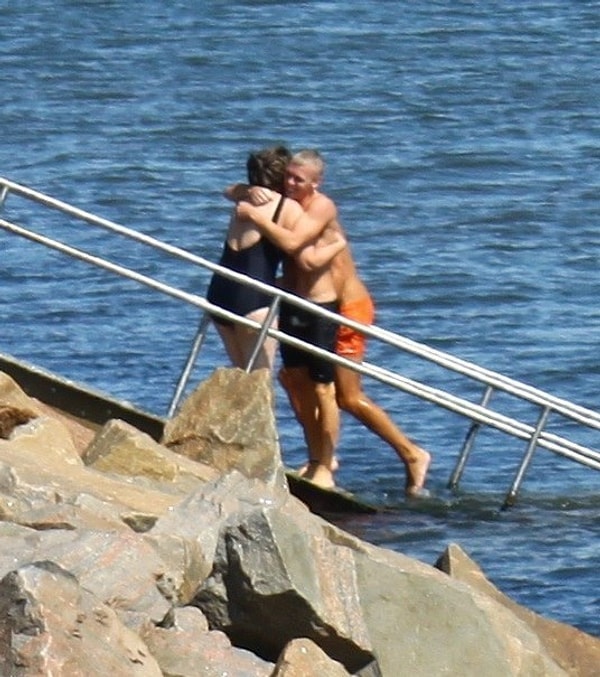 6. Сколько людей на этой фотографии?