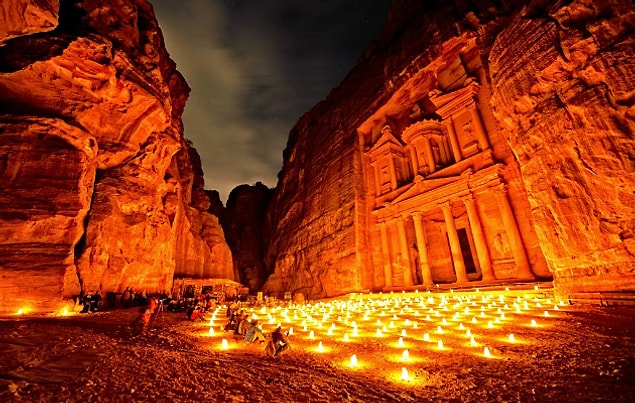 8. Petra Antik Kenti / Ürdün