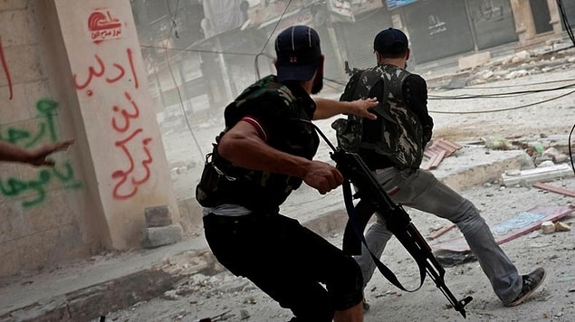'Muhalifler, IŞİD'i geriletiyor, bombardıman muhaliflere yapılıyor'