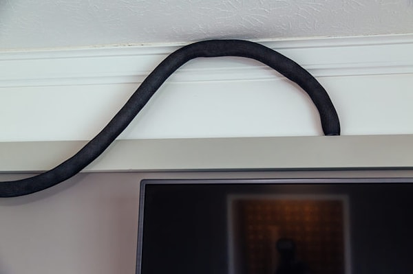 6. Практичная мама подумала и о чехле для кабелей.