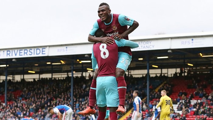 Emenike West Ham Formasıyla Siftah Yaptı