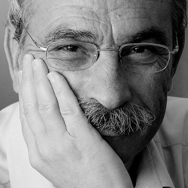 İsmet Özel