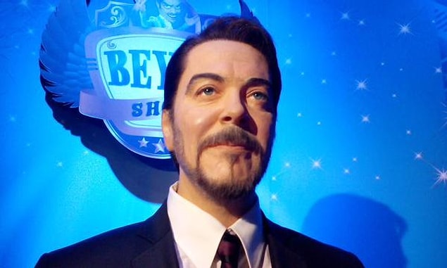 12. Beyaz
