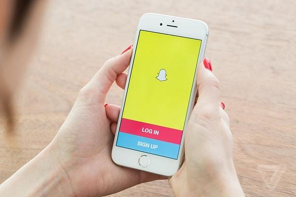 Snapchat'in nasıl kullanıldığını öğrendiğimize göre şimdi sırada mutlaka takip etmeniz gereken kullanıcılar var.