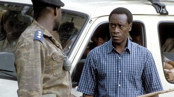 11. "Hotel Rwanda (2004)" filmindeki rolüyle "Don Cheadle"