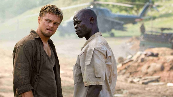 18. "Kanlı Elmas (2006)" filmindeki rolüyle "Djimon Hounsou"