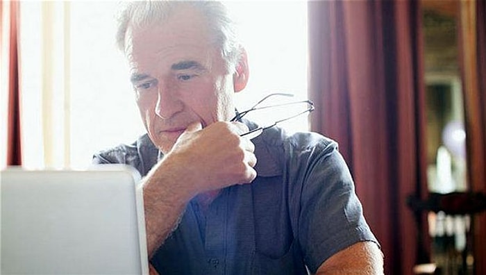 12 Madde ile Çağımızın En Önemli Problemi Olan İnternetteki Orta Yaş Hakimiyeti