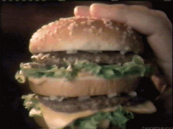 En sevdiğin fast food restoranında süper boy menü