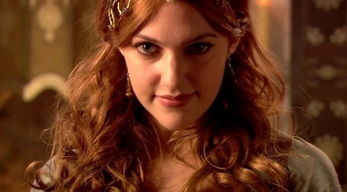 Kadın Erkek Demeden Herkesi Etkisi Altına Alan Modern Zaman Büyücüleri: Alfa Kadınları!