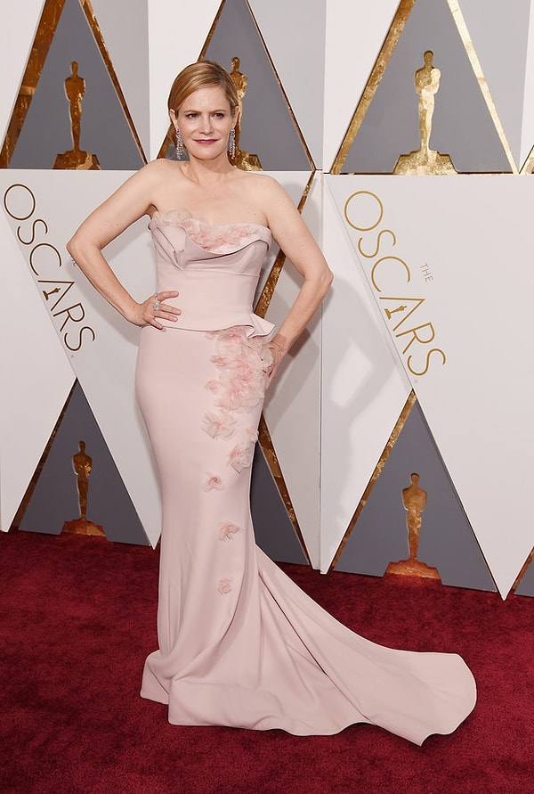 35. Дженнифер Джейсон Ли