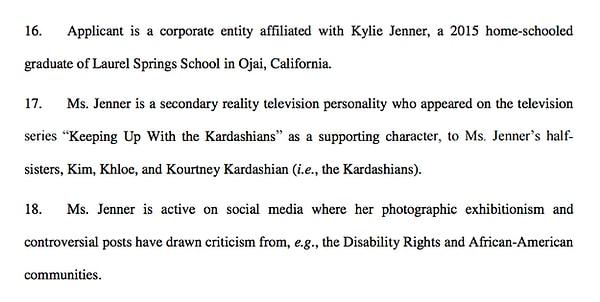 KDB, itiraz bildiriminde Keeping Up with the Kardashians programında yardımcı karakter olarak yer alan Jenner'ı