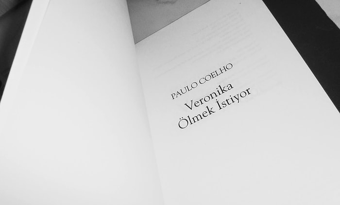 Bir Depresyon İlacı: 'Veronika Ölmek İstiyor' Kitabını Okumanız İçin 11 Neden