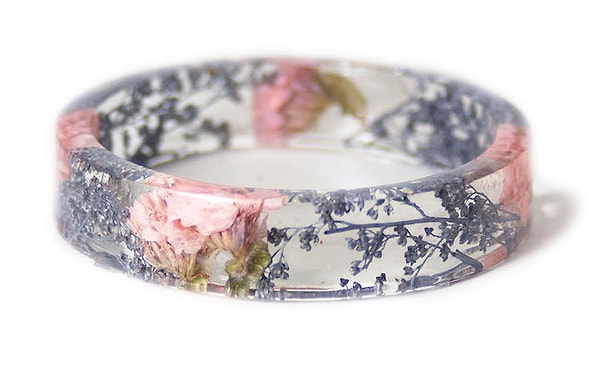 6. Браслет из полимерной глины с засушенными цветами ⚛✿❀