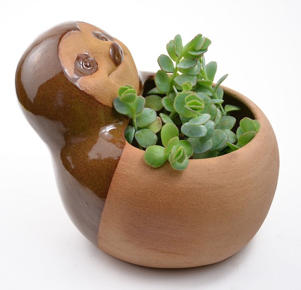 25. Кашпо "Ленивец"