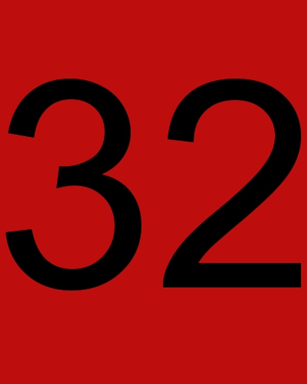 Тридцать два