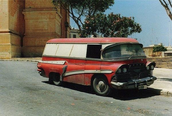 20. 1958 Bedford Malta Custom Van