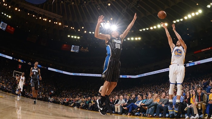 Warriors ve Curry'nin Rekor Gecesi