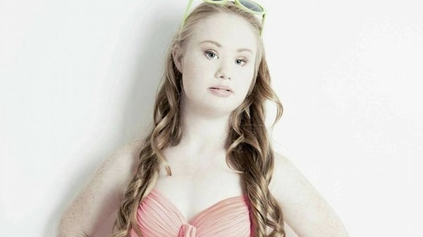 1. Знакомьтесь, эту 18-летнюю девушку зовут Маделин Стюарт.