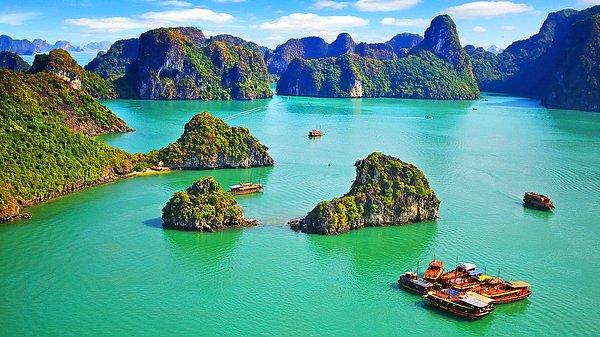 14. "Eğer göz alıcı doğa harikalarını keşfetmek istiyorsanız size Vietnam'ı tavsiye ederim."