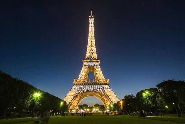 10. Sadece Paris'in değil Fransa'nın sembolü.