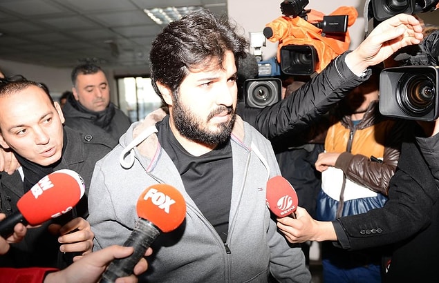 Birkaç ay sonra Zarrab, "istisnai kişiler" sınıfından faydalanarak Türk vatandaşlığına geçti.