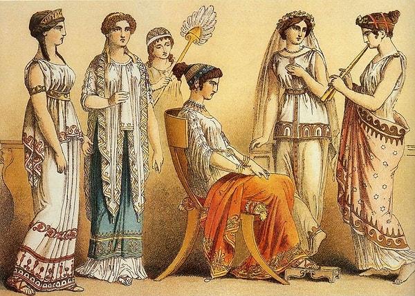 4. Antik Yunan'da bir kadına elma atmak ona evlenme teklif etmek anlamına geliyordu.