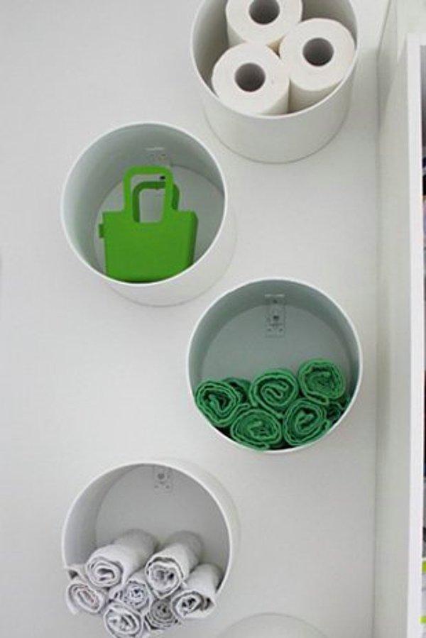 27. Banyolarınızda tuvalet kağıdı, havlu gibi küçük parçaları saklamak için hem dekoratif hem de kullanışlı bir çözüm önerisi.