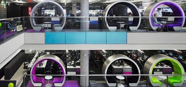 4. Renkli kapsül ofisler. (BBC / İngiltere)