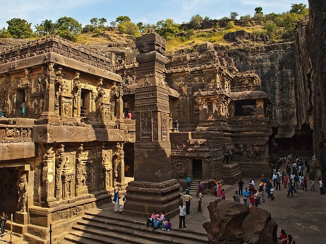 5. Ellora Mağaraları, Hindistan