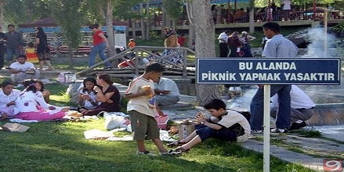 Güneşli Günler Yakın, Mangalları Yakın: Piknik Delileri İçin Hayat Kolaylaştıran 13 Öneri