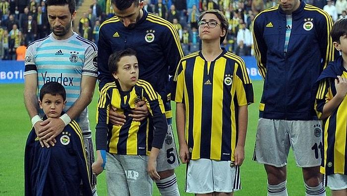 Mehmet Topal'dan Alkış Alan Hareket: Seremoniye Engelli Çocukla Çıktı