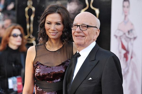 2013 yılının Haziran ayında, Murdoch 'uzlaşmaz farklılıklar'ını gerekçe göstererek Wendi'ye boşanma davası açtı.