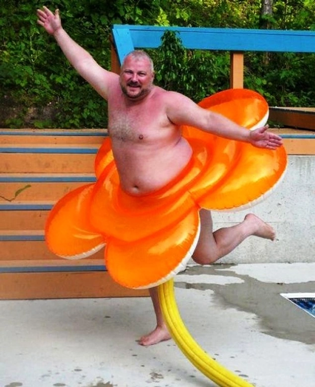 25 безумных фото с российского сайта знакомств