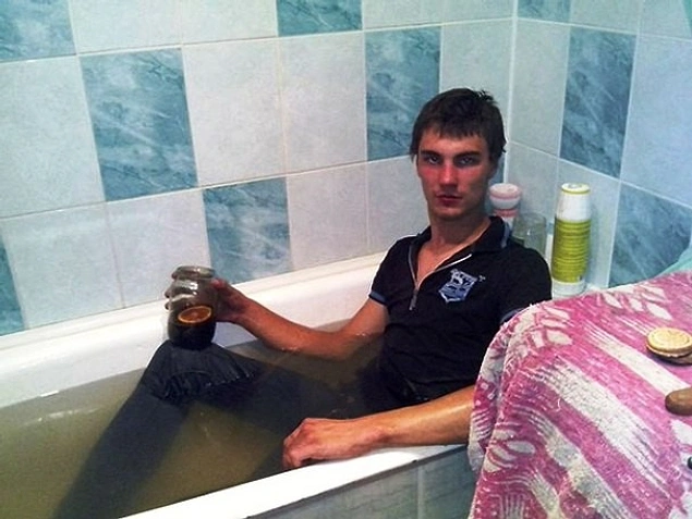 25 безумных фото с российского сайта знакомств