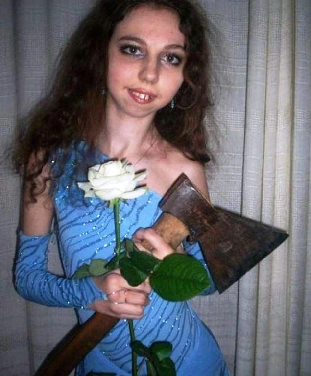 25 безумных фото с российского сайта знакомств