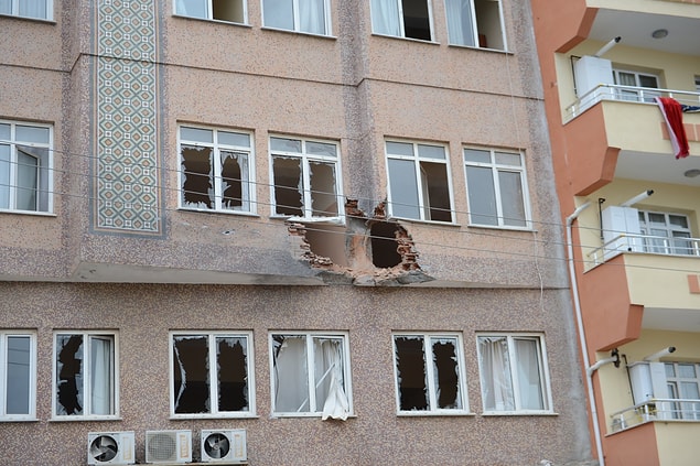 Kilis Valiliği: 2'si ağır 8 yaralı
