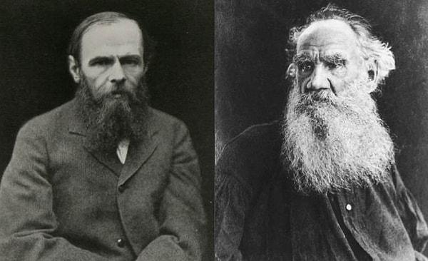 Rus ve dünya edebiyatını derinden etkileyen iki büyük yazar Lev Nikolayeviç Tolstoy ile Fyodor Mihayloviç Dostoyevski, kitaplarını yayımlamaya başladıkları dönemden itibaren birbiriyle kıyaslandı.