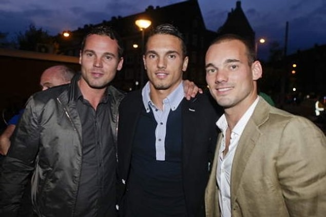 4. Wesley Sneijder – Jeffrey Sneijder, Rodney Sneijder
