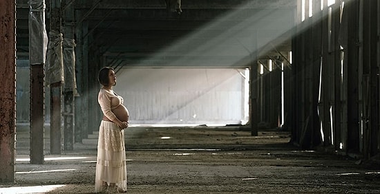 Необычная идея: урбанистическая беременная фотосессия