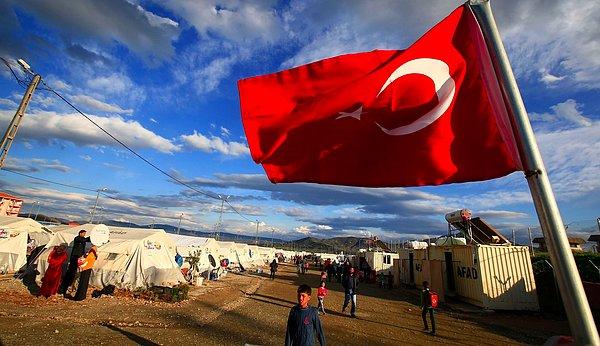 Türkiye'de 2 milyon 733 bin Suriyeli göçmen bulunuyor