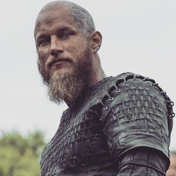 15. После первой же серии актер проснулся настоящей звездой.