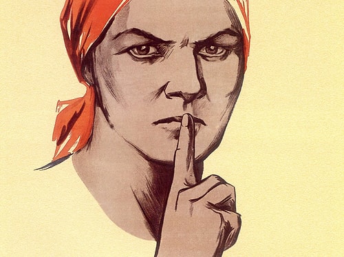 Самый ужасный секс у меня был с парнем, который болтал без умолку о том, какой он страстный и опытный любовник. Но когда дошло &laquo;до дела&raquo;, у него даже не встал.