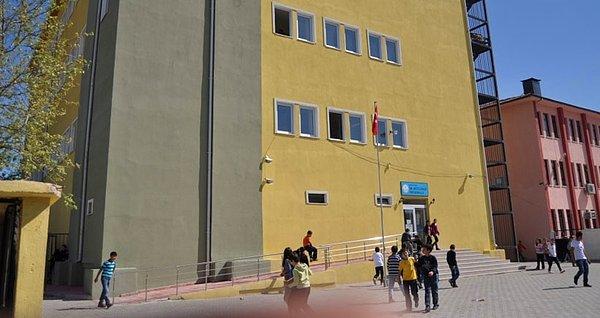 Milas Milli Eğitim Müdürlüğü'nden açıklama: 'İki öğrenci tartışma yaşamış'