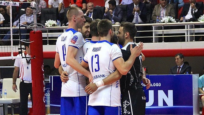 Voleybolda Fenerbahçe'yi 3-0 Yenen Halkbank Şampiyon Oldu