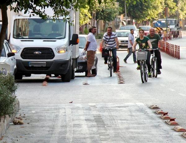 8. Teomanpaşa Caddesi Bisiklet Yolu (Konyaaltı, Antalya)
