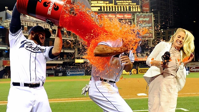 &laquo;Однажды после секса я вылил на голову своей девушки содержимое емкости, в которую кончаю, чтобы отпраздновать. Ей это не показалось таким же веселым, как мне&hellip;&raquo;